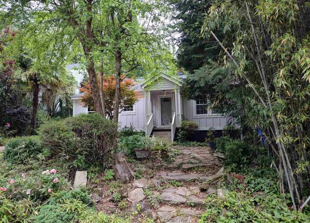 Property at 14 Dixie Ave, Greenville, SC 29607, 2 beds, 1 bath