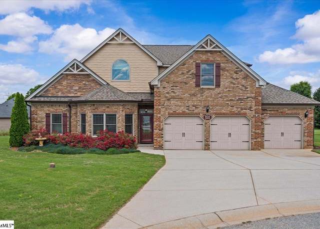 Property at 851 Largo Ct, Lyman, SC 29365, 4 beds, 3.5 baths
