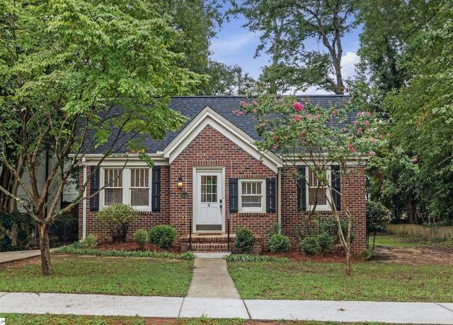 Property at 8 Club Dr, Greenville, SC 29605, 2 beds, 1 bath