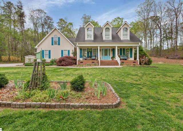 Property at 209 Dill Cir, Landrum, SC 29356, 5 beds, 3 baths