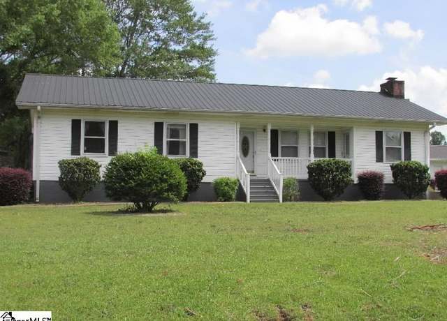 Property at 653 Brookwood Cir, Laurens, SC 29360, 3 beds, 1.5 baths