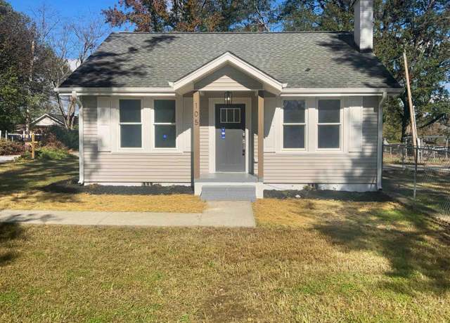 Property at 105 Duncan Ave, Greer, SC 29651, 2 beds, 1.5 baths
