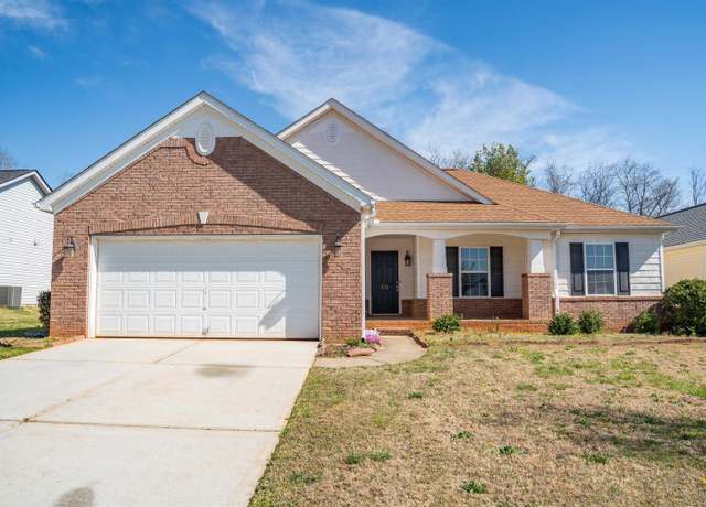 Property at 212 Reedy River Ct, Roebuck, SC 29376, 3 beds, 2 baths