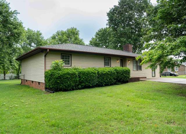 Property at 143 Burns Rd, Spartanburg, SC 29307, 3 beds, 2 baths