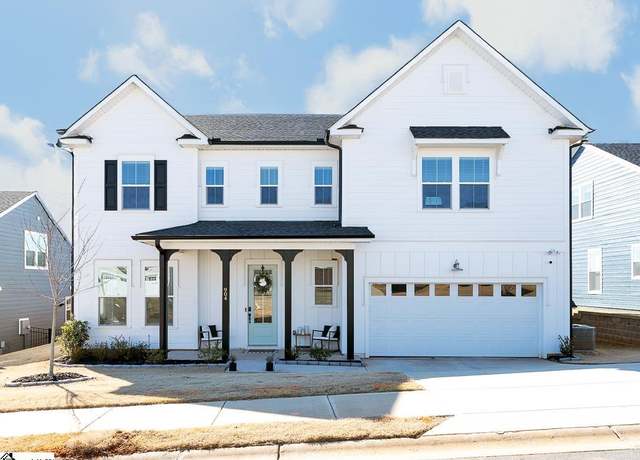 Property at 904 Novelty Dr, Greer, SC 29651, 5 beds, 3 baths
