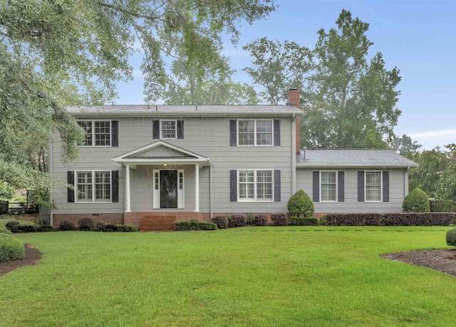 Property at 299 Heathwood Dr, Spartanburg, SC 29307, 4 beds, 2.5 baths