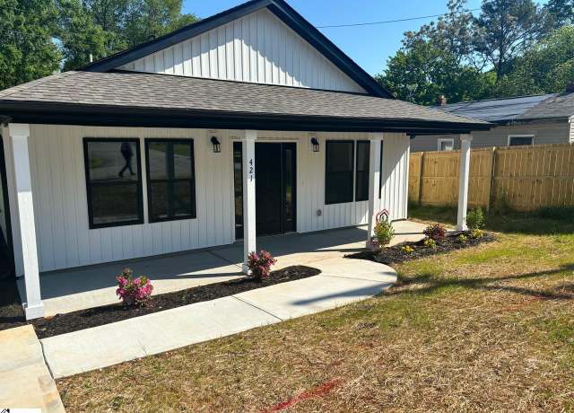 Property at 421 Valentine St, Anderson, SC 29624, 3 beds, 2 baths