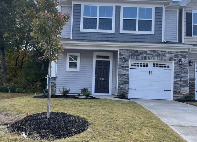Property at 208 Brochaill Ct, Powdersville, SC 29673, 3 beds, 2.5 baths