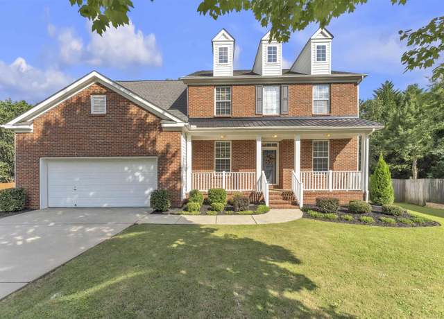 Property at 205 Tamora Ct, Simpsonville, SC 29681, 4 beds, 3.5 baths