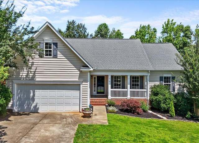 Property at 521 Omniwood Ct, Greer, SC 29651, 3 beds, 2 baths
