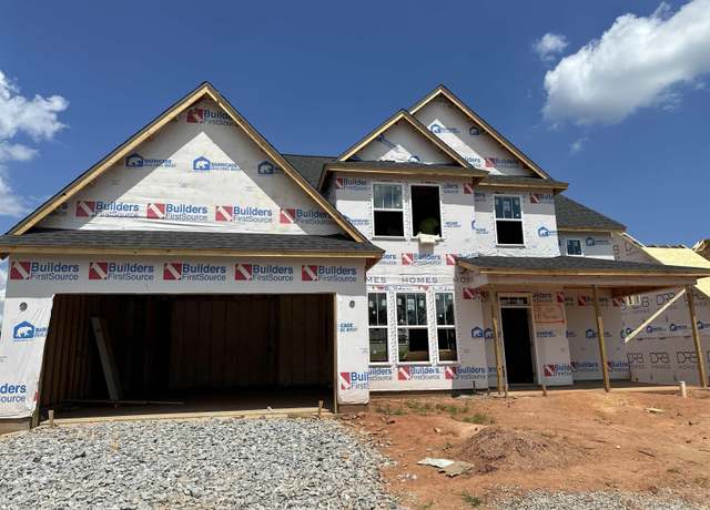 Property at 222 Summerall Ln, Seneca, SC 29678, 4 beds, 3 baths