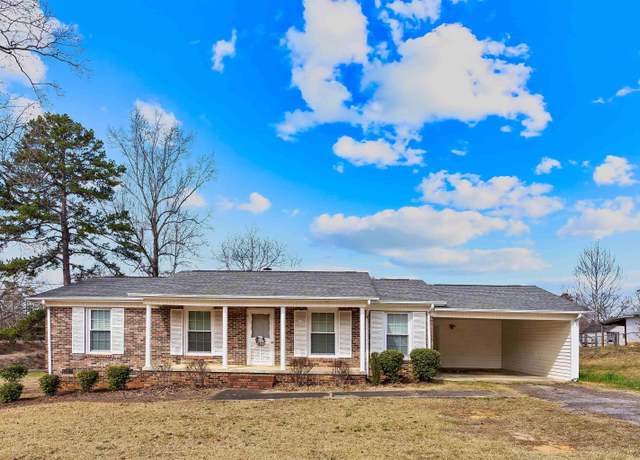 Property at 115 E Forest Dr, Union, SC 29379, 3 beds, 1.5 baths
