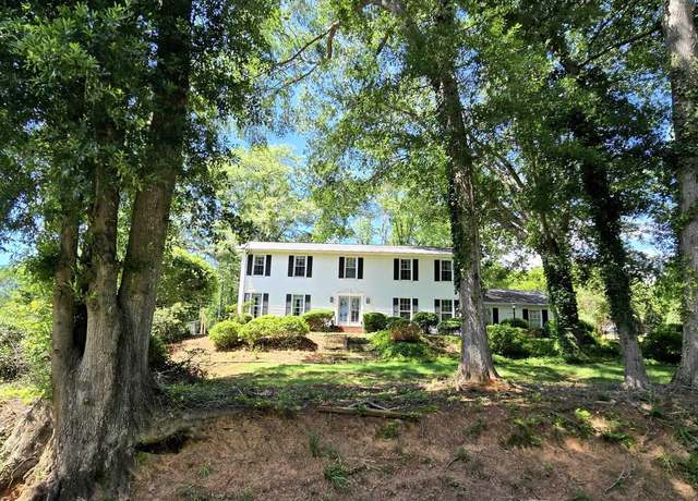 Property at 1706 E Saluda Lake Rd, Greenville, SC 29611, 4 beds, 2.5 baths