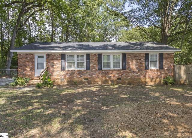 Property at 309 Wellington Ct, Anderson, SC 29624, 3 beds, 1.5 baths