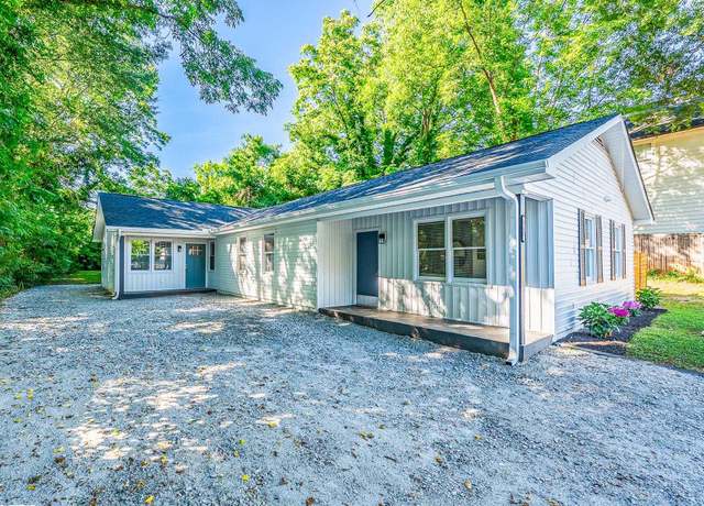 Property at 307 Echols St Unit Units A & B, Greenville, SC 29601, 6 beds, 2 baths
