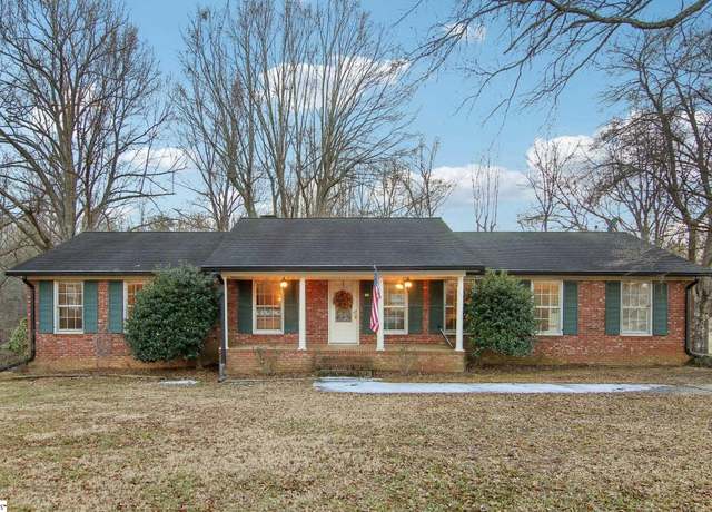 Property at 1044 Dalton Rd, Marietta, SC 29661, 3 beds, 2.5 baths