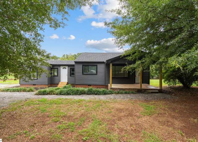 Property at 209 Blue Ridge Cir, Belton, SC 29627, 3 beds, 2 baths