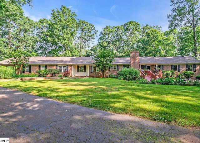 Property at 1733 Tigerville Rd, Travelers Rest, SC 29690, 5 beds, 5 baths