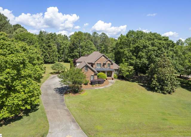 Property at 2905 Rambling Path, Anderson, SC 29621, 5 beds, 3 baths