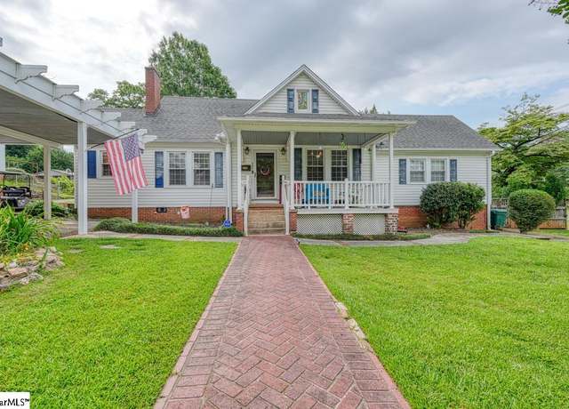 Property at 521 S Limestone St, Gaffney, SC 29340, 3 beds, 2.5 baths