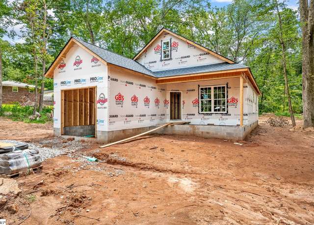 Property at 216 Cloverhill Dr, Anderson, SC 29624, 3 beds, 2 baths