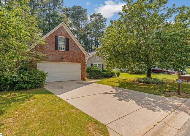 Property at 620 Thornbird Cir, Boiling Springs, SC 29316, 3 beds, 2 baths