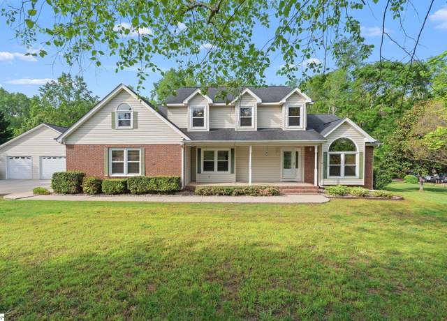 Property at 203 Wren Crossing Ln, Easley, SC 29642, 5 beds, 3.5 baths