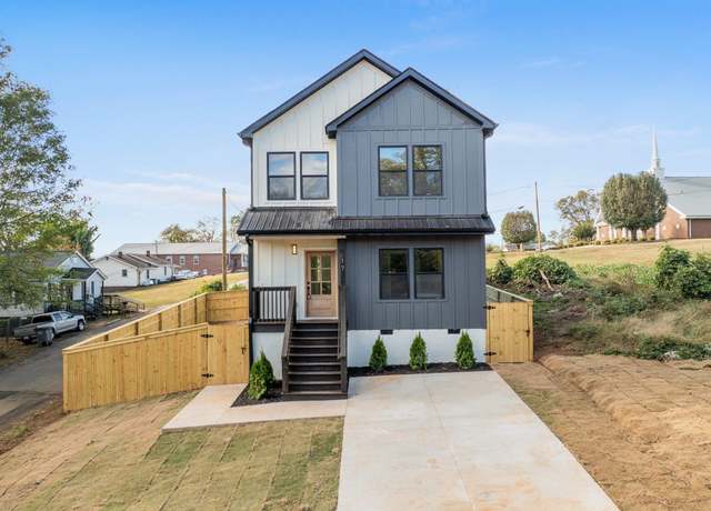 Property at 17 Hartsell St, Greenville, SC 29601, 4 beds, 3.5 baths