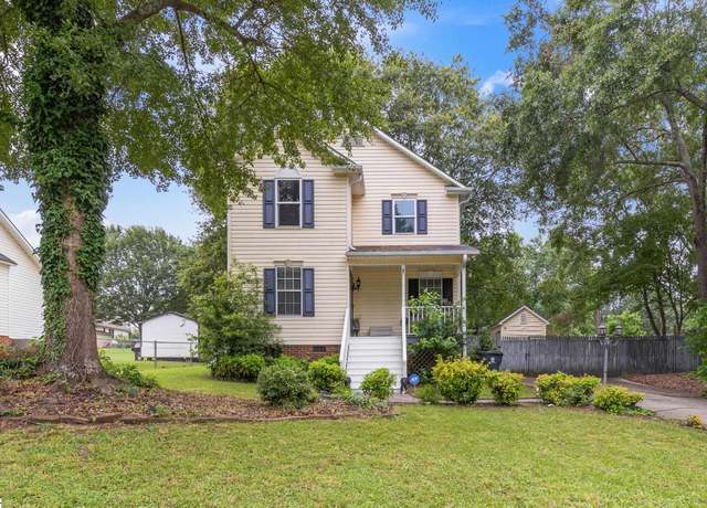 Property at 136 Loblolly Dr, Spartanburg, SC 29303-2318, 3 beds, 2.5 baths