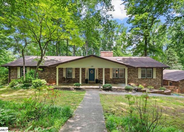 Property at 119 Claire Ln, Easley, SC 29642, 4 beds, 2.5 baths