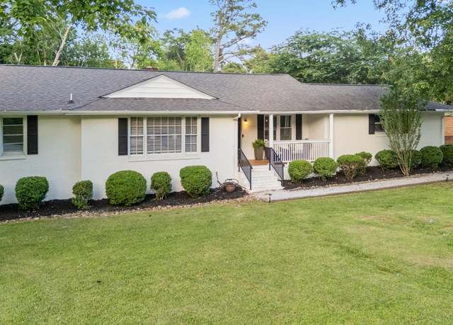 Property at 500 Hunts Bridge Rd, Greenville, SC 29617, 3 beds, 3.5 baths