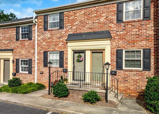 Property at 2530 E North St Unit 9J, Greenville, SC 29615, 2 beds, 1.5 baths