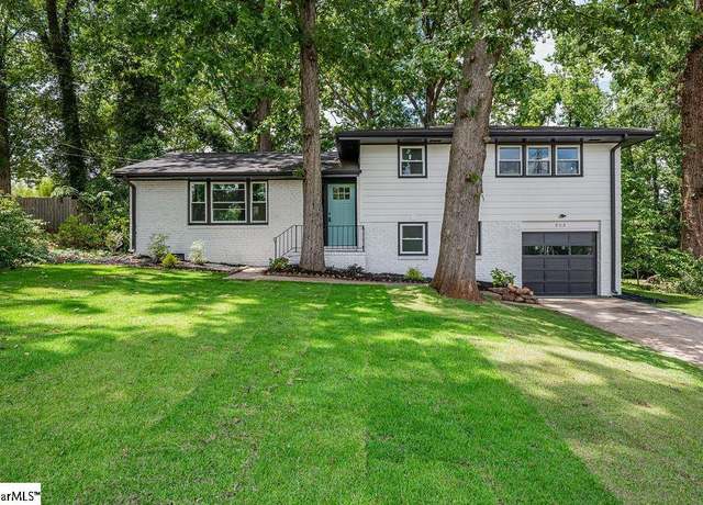 Property at 808 Pine Creek Dr, Greenville, SC 29605, 3 beds, 3 baths
