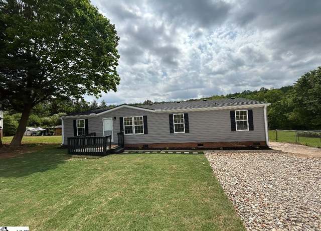 Property at 317 Beaver Pond Dr, Piedmont, SC 29673, 3 beds, 2 baths