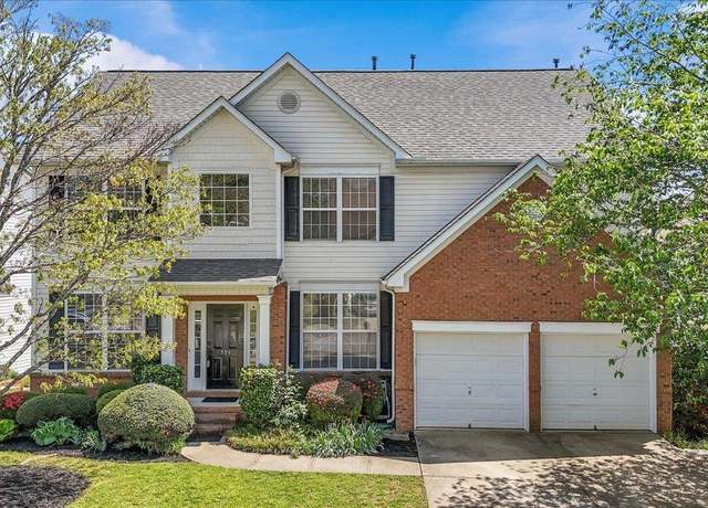 Property at 503 Collingsworth Ln, Greenville, SC 29615, 5 beds, 3.5 baths