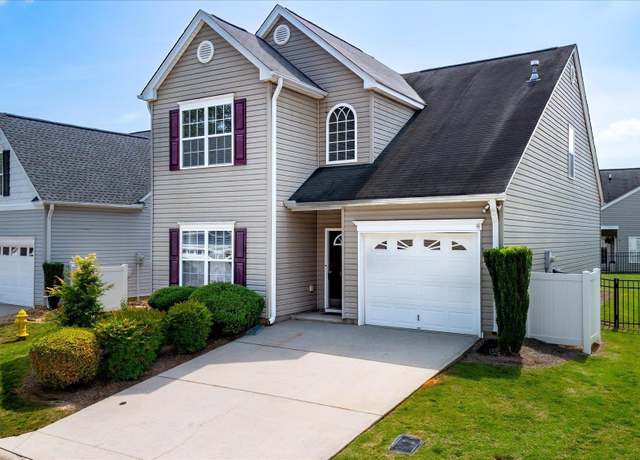 Property at 112 Ledgewood Way, Easley, SC 29642, 3 beds, 2.5 baths