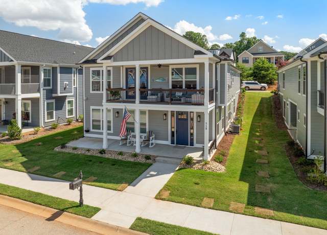 Property at 518 Coolwater Dr, Taylors, SC 29687, 5 beds, 4 baths
