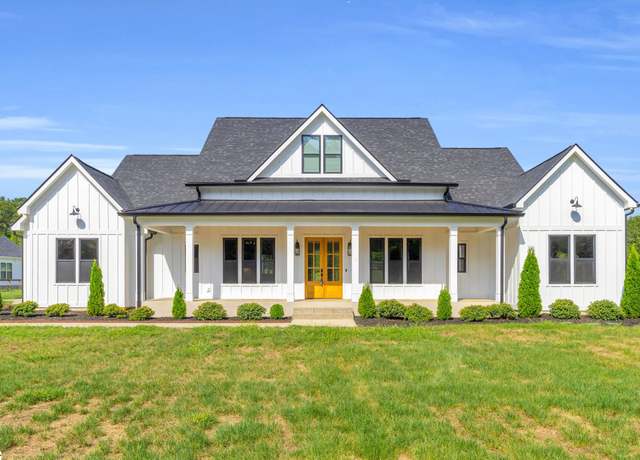 Property at 164 Triangle Pine Rd, Fountain Inn, SC 29644, 4 beds, 4.5 baths
