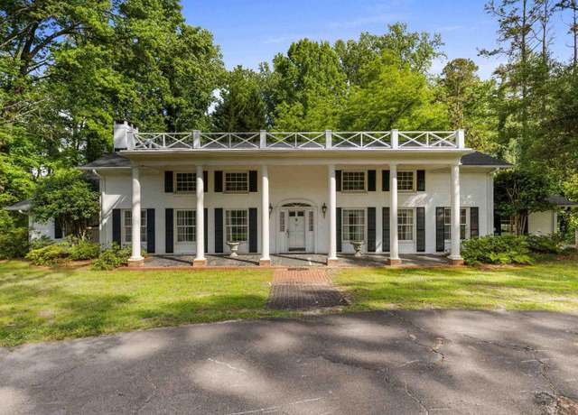 Property at 21 Kensington Rd, Greenville, SC 29617, 4 beds, 3 baths