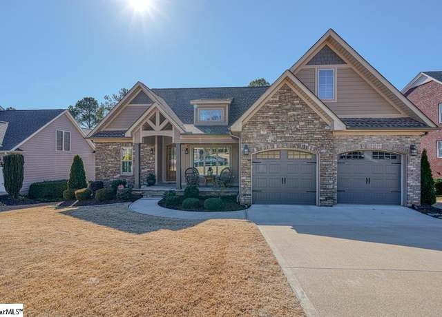 Property at 320 S Woodfin Ridge Dr, Inman, SC 29349, 4 beds, 3 baths