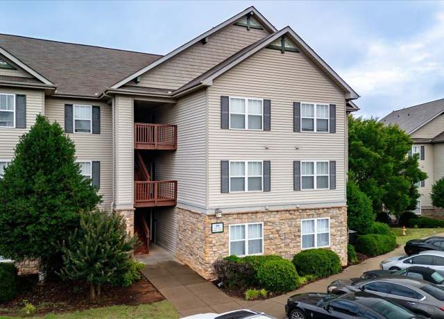 Property at 1412 Harts Ridge Dr, Seneca, SC 29678, 4 beds, 4 baths