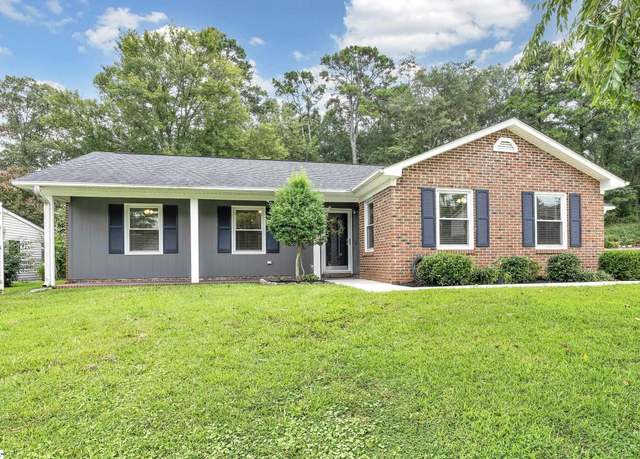 Property at 308 E Celestial Dr, Greer, SC 29651, 3 beds, 2 baths