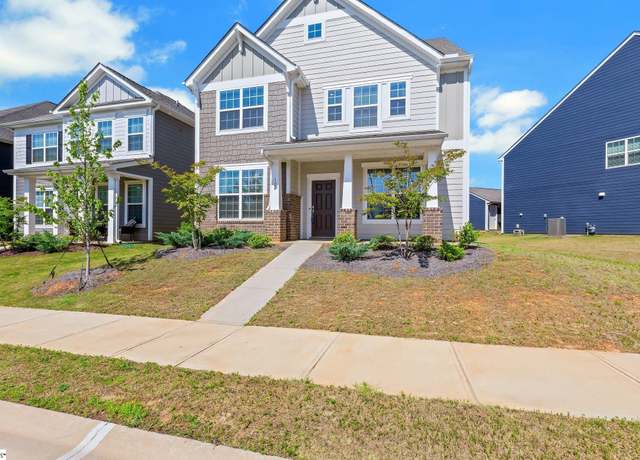 Property at 124 Fennec Dr, Fountain Inn, SC 29644, 4 beds, 3.5 baths