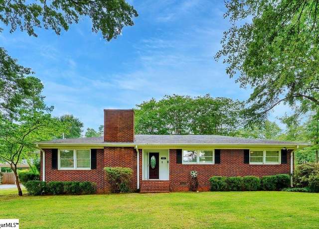 Property at 111 Monroe Rd, Spartanburg, SC 29307, 4 beds, 2 baths