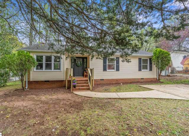 Property at 201 Timber Ln, Greenville, SC 29609, 3 beds, 2 baths