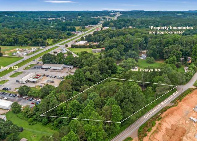 Property at 144 Evelyn Rd, Easley, SC 29640, 2 beds, 1 bath