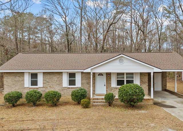 Property at 16 Gordon St, Due West, SC 29639, 3 beds, 1.5 baths