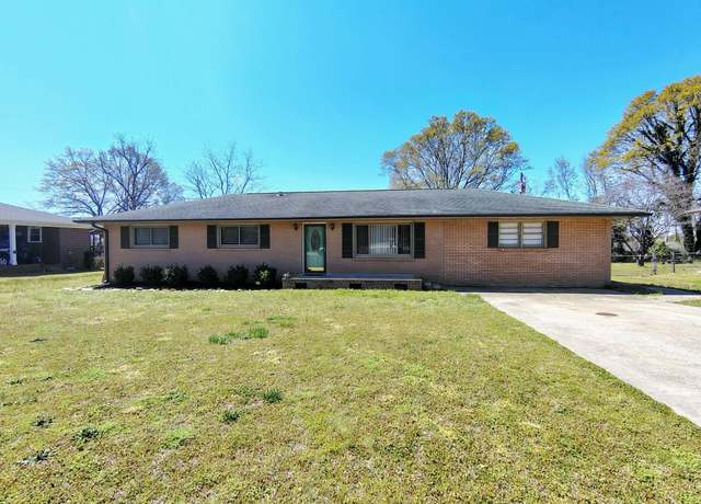 Property at 2600 Warren Dr, Anderson, SC 29621, 3 beds, 2 baths
