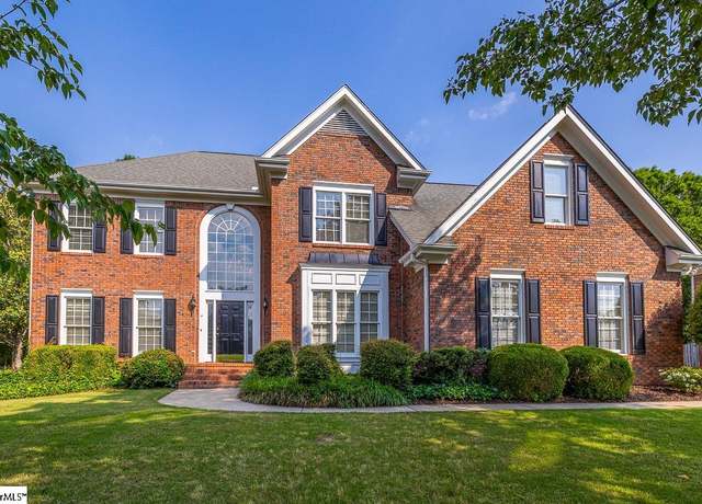 Property at 32 English Oak Rd, Simpsonville, SC 29681, 4 beds, 3 baths