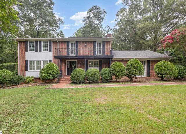 Property at 707 Parkview Dr, Laurens, SC 29360, 4 beds, 3.5 baths